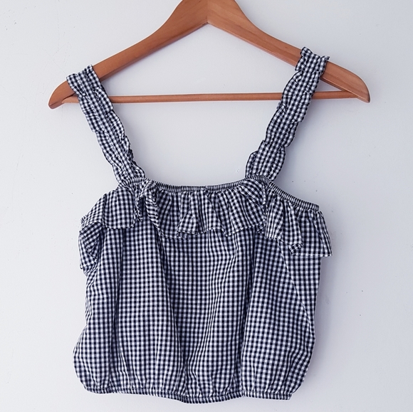 AMERICAN EAGLE Black & White Gingham Ruffle Shoulder Top - Picture 2 of 9